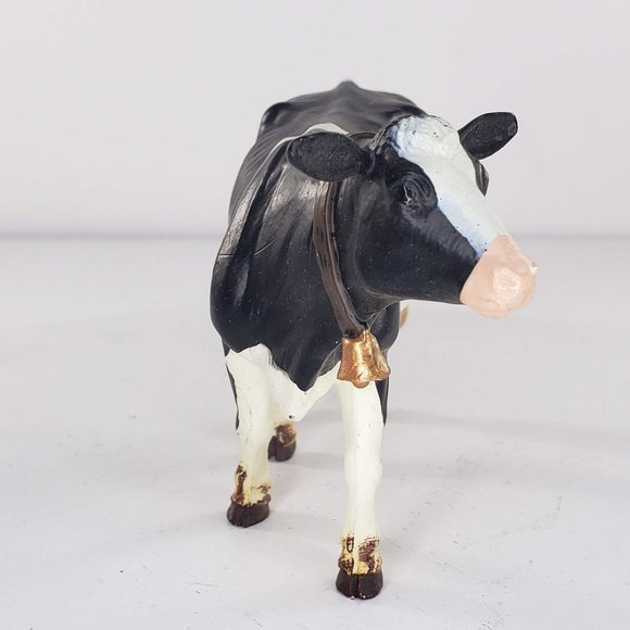 Safari Ltd Holstein Cow Animal Toy Figure 2007 - Picture 2 of 5